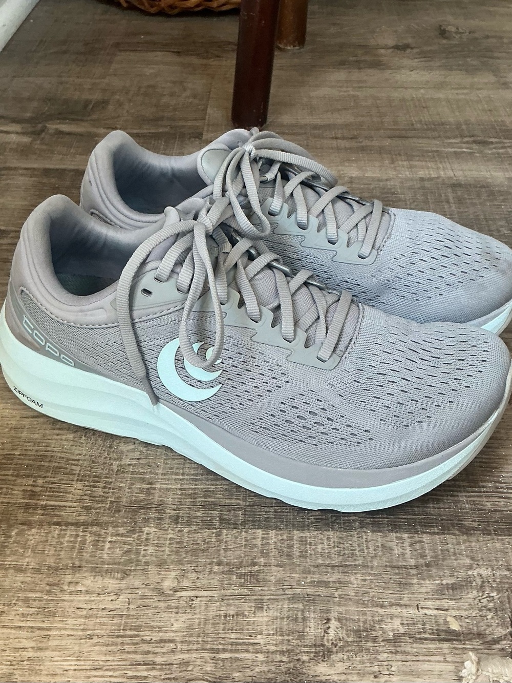 Topo Athletic Phantom 3 Women's Size 10 Grey Stone Running Shoes Max Cushion